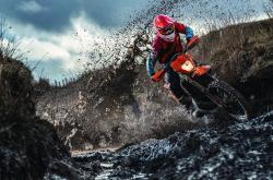 罗德里复出首秀出彩，新疆男篮主场鏖战曼联，豪取8连胜的简单介绍